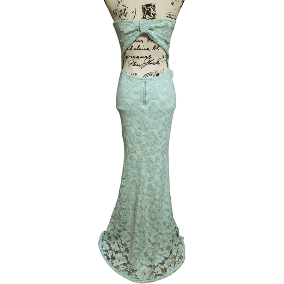 Windsor Strapless Lace Gown in Mint - Picture 4 of 12